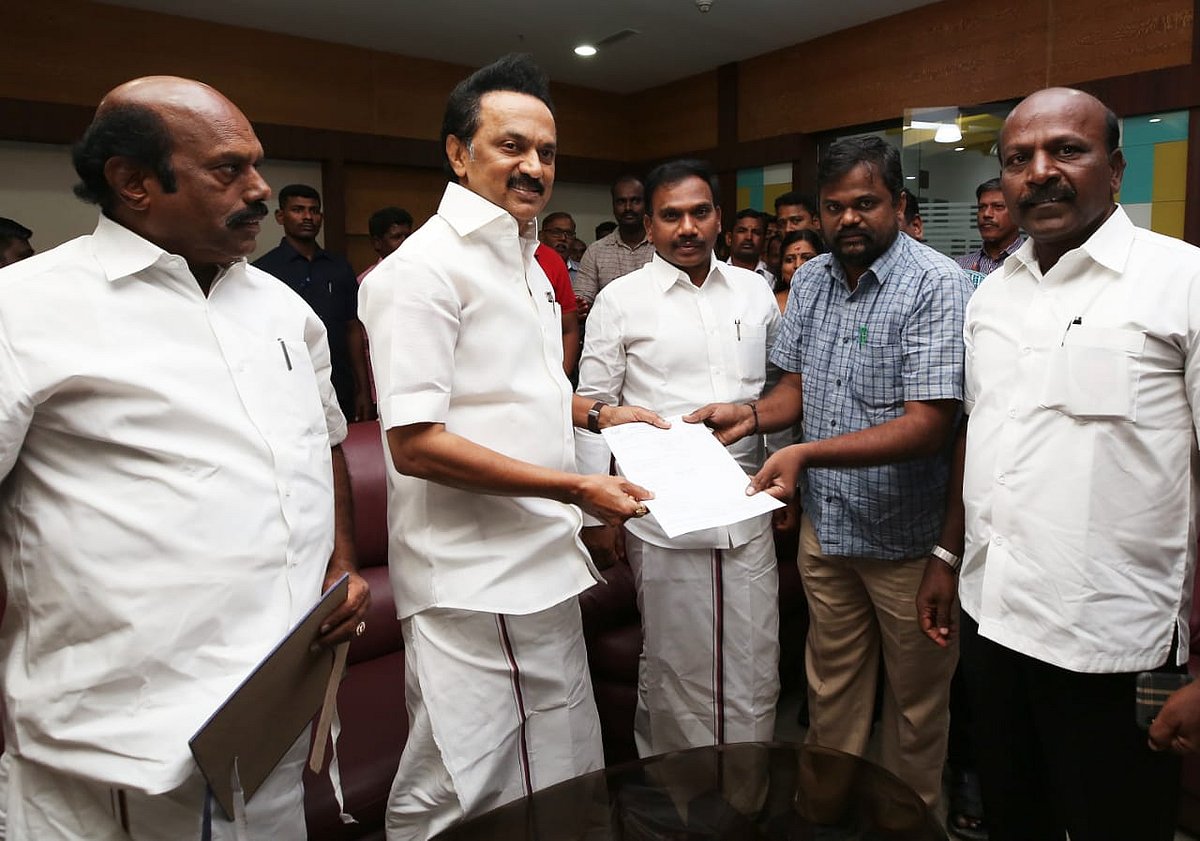 அண்ணா நூற்றாண்டு நூலகத்திற்கு திடீர் விசிட்... உறுப்பினர் ஆன மு.க ஸ்டாலின் (Album)