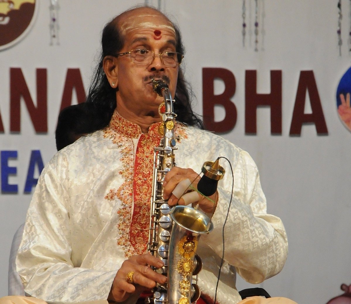 சாக்ஸபோன் இசைக் கலைஞர் பத்மஸ்ரீ கத்ரி கோபால்நாத் காலமானார்... திரையுலகினர் அஞ்சலி!