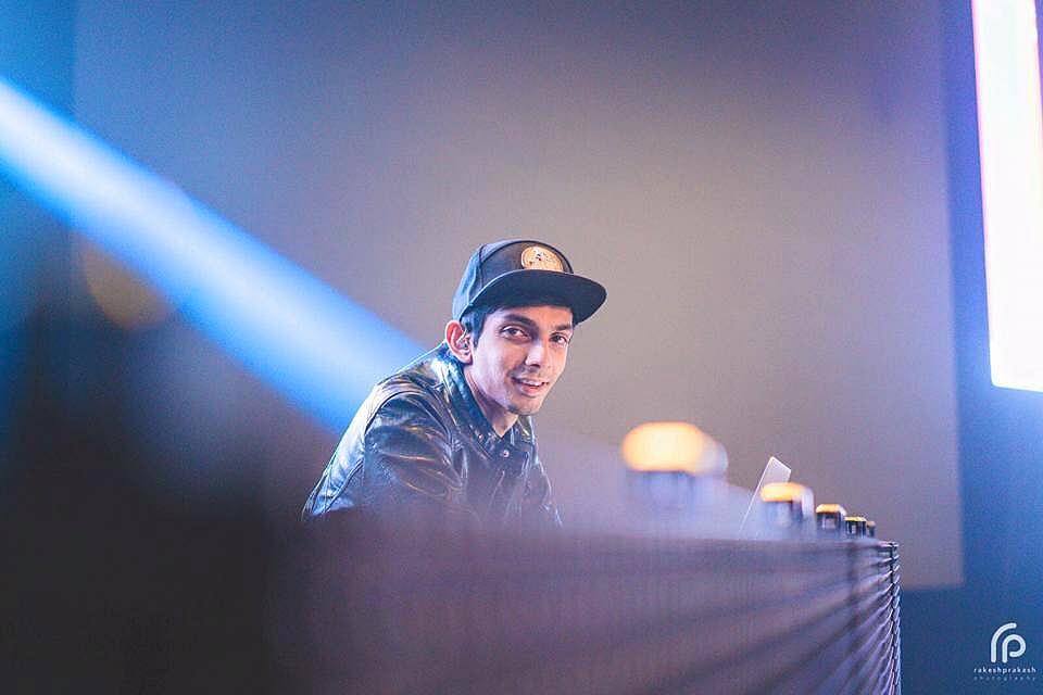 இது அனிருத் தர்பார் : பிறந்தநாள் தின சிறப்பு பகிர்வு!