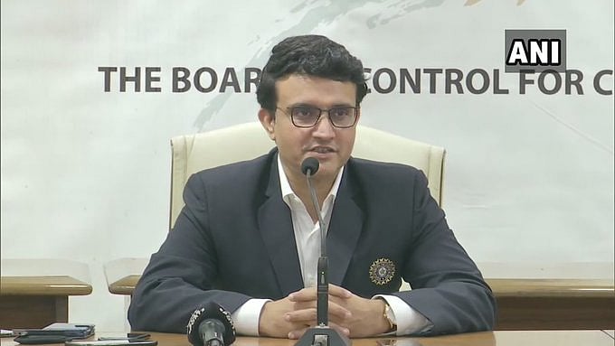 “சாம்பியன்களின் ஆட்டம் சீக்கிரம் முடியாது’’ - பிசிசிஐ தலைவராகப் பதவியேற்ற பின் கங்குலி பேட்டி!