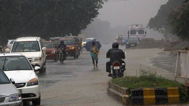 அடுத்த 2 நாட்களுக்கு குடையுடன் தயாரா இருங்க மக்களே... 4 மாவட்டங்களில் மிக கனமழை; 13 மாவட்டங்களில் கனமழை!