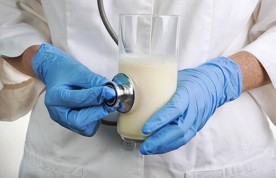 பாக்கெட் பாலில் பூச்சிக்கொல்லி மருந்து; 37.7% பால் தரமற்றவை - உணவு பாதுகாப்புத் துறை ஆய்வில் அதிர்ச்சி!