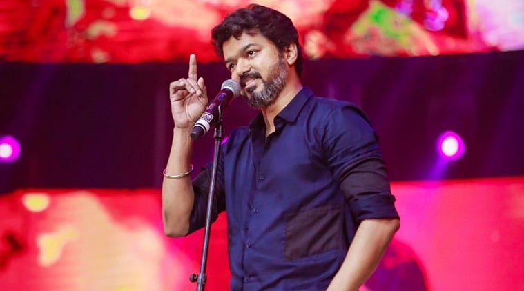 ட்விட்டரை அதிரவைக்கும் ‘பிகில்’ எமோஜி - வெறித்தனமாக வைரலாக்கும் விஜய் ரசிகர்கள்!