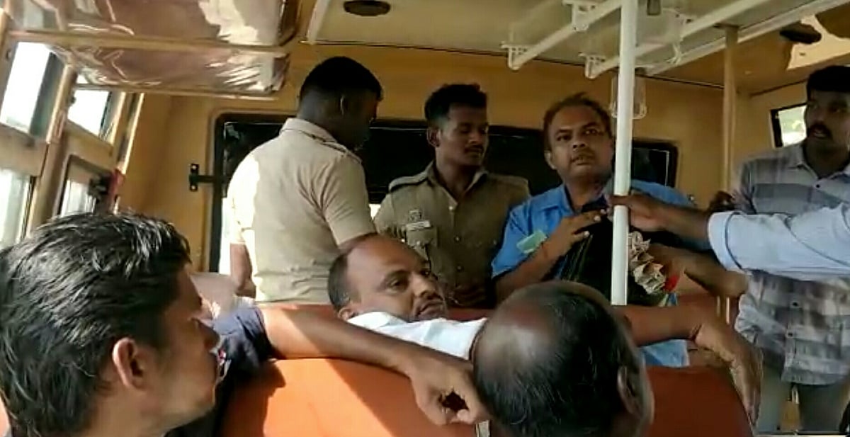 “அரசு பேருந்தில் போலிஸார் இலவச பயணம் செய்யக் கூடாது” என அறிவுறுத்துமாறு போக்குவரத்துத் துறை கடிதம்!