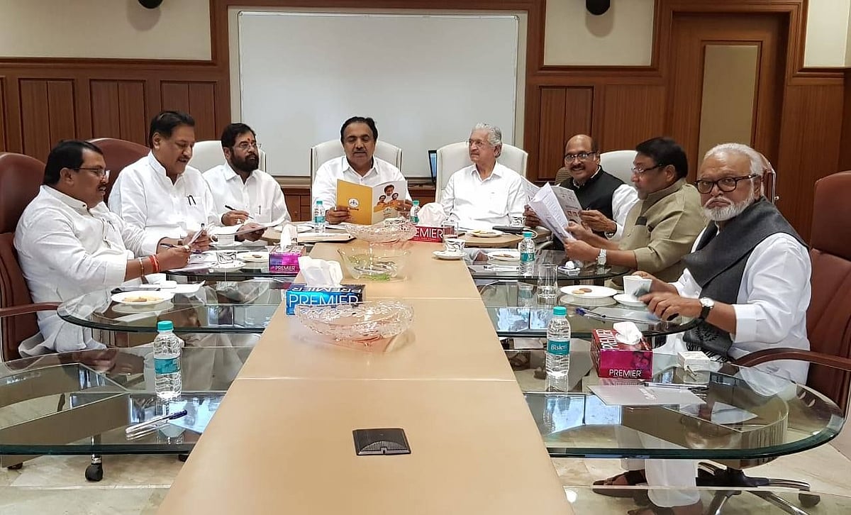 14-11-2019 : சிவசேனா - காங்கிரஸ் - தேசியவாத காங்கிரஸ் கட்சிகளின் முக்கிய தலைவர்களிடையேயான குறைந்தபட்ச செயல்திட்ட உருவாக்கத்திற்கான ஆலோசனைக் கூட்டம்.