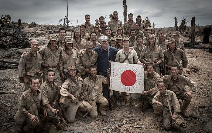 உலக ரசிகர்களின் மனதை உலுக்கிய ஹாக்சா ரிட்ஜ்! #3YearsOfHacksawRidge