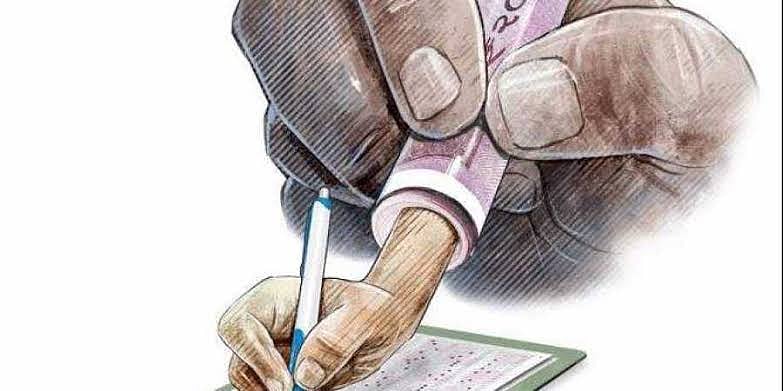 “காங்கிரஸ் கொண்டுவந்த நீட் தேர்வை மட்டும் ஏன் மத்திய அரசு திரும்பப் பெறவில்லை?” - சென்னை ஐகோர்ட் கேள்வி!