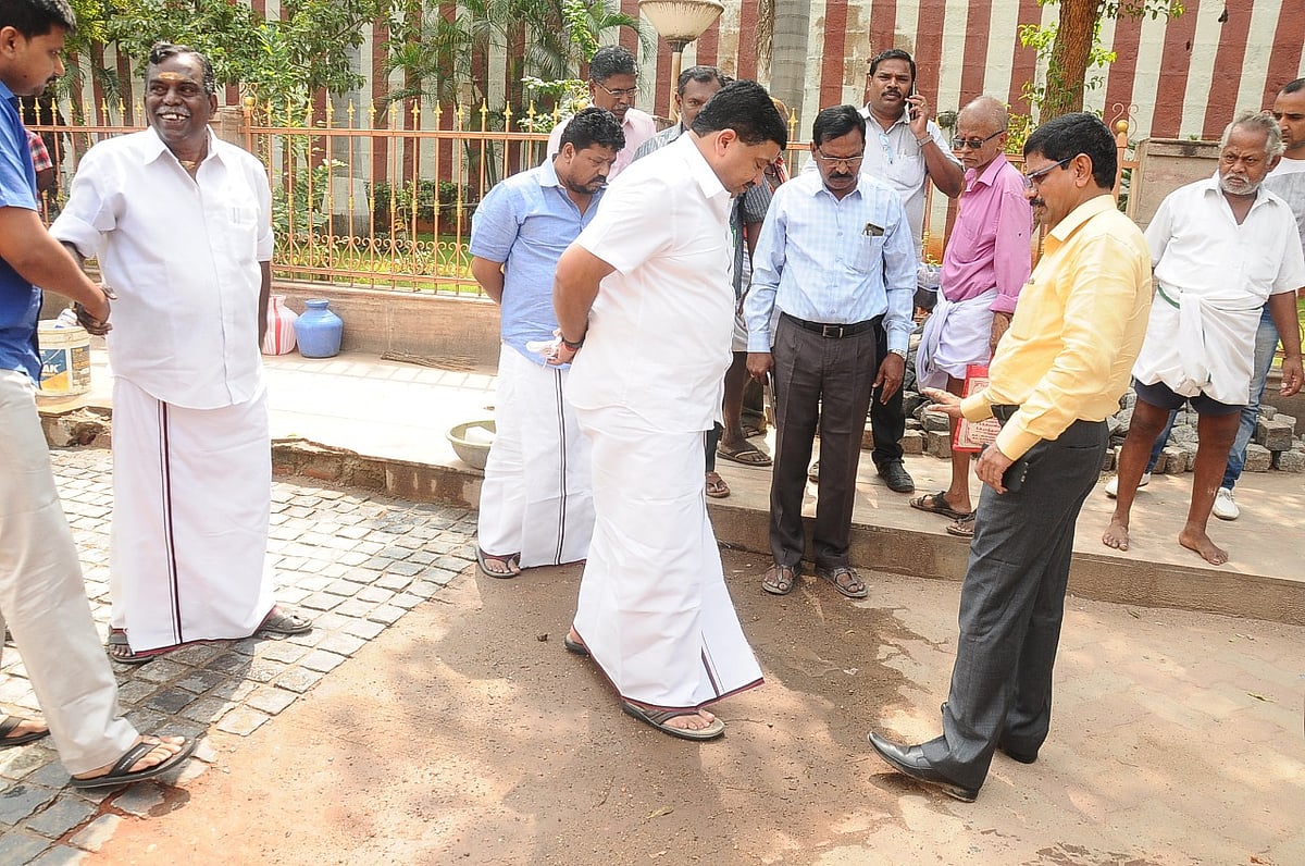 உள்ளாட்சி தேர்தல் நடைபெறாததால் தமிழகத்திற்கு ஆண்டுதோறும் 2000 கோடி இழப்பு - பி.டி.ஆர்.பழனிவேல் தியாகராஜன்