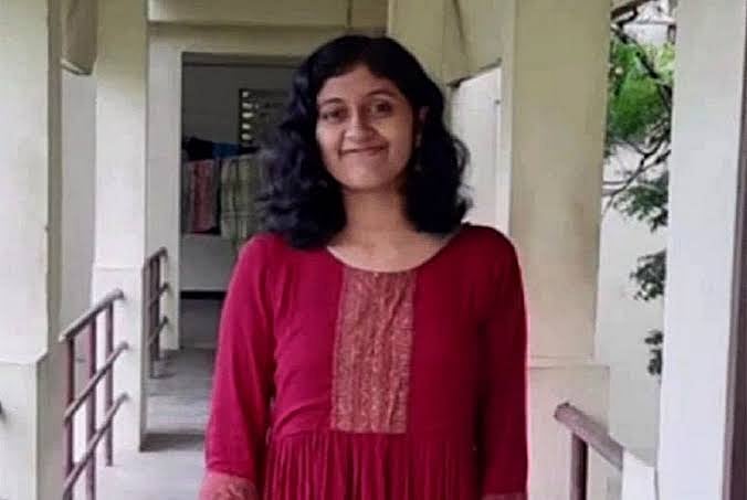 “சென்னை ஐஐடி வளாகம் ஒரு உயரடுக்கு சாதியவாத, இனவாதம் பேசும் வன்முறைக்கூடம்”- IIT மாணவியின் பேஸ்புக் பதிவு!