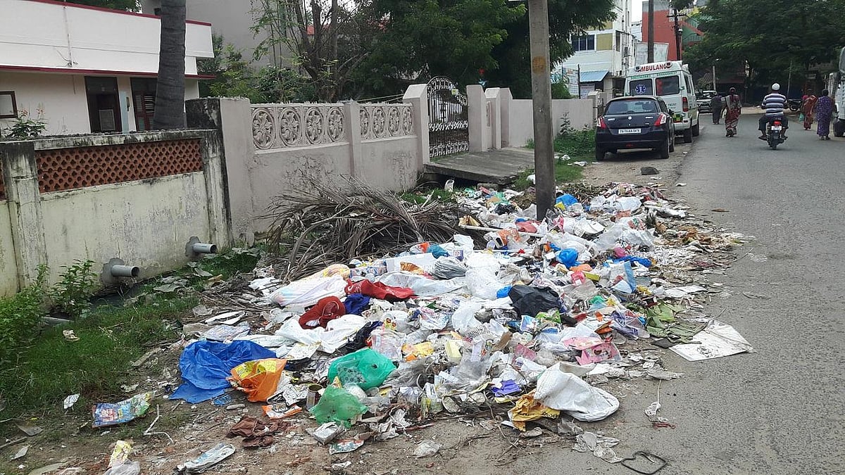 முதல்வர் வீட்டின் அருகில் மலைபோல குப்பைகள்., அப்போ மற்ற இடங்கள்? - நீதிபதிகள் வருத்தம்!