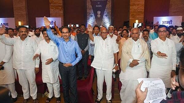 மராட்டியத்தில் மண்ணைக் கவ்விய பா.ஜ.க - அஜித் மனதை மாற்றிய சரத் பவார் : 80 மணி நேரத்தில் என்ன நடந்தது ?