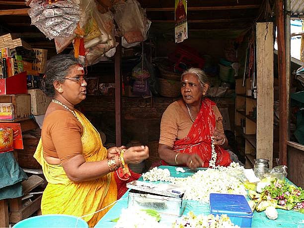 “பணமதிப்பிழப்பால் வியாபாரத்தில் வருமானம் என்ற பேச்சுக்கே இடமில்லாமல் போனது” : வியாபாரிகள் வேதனை!