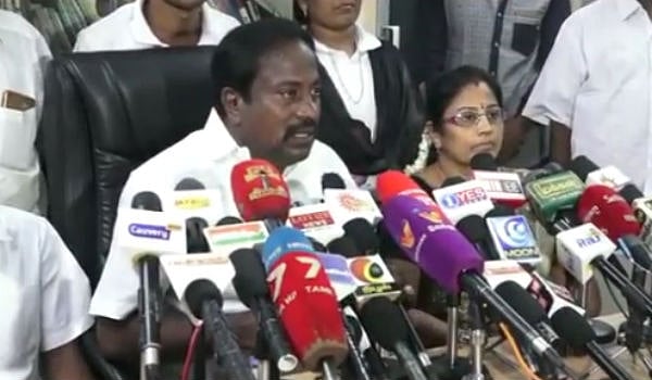 "நிர்மலாதேவி மீது ஆசிட் வீசுவோம் என மிரட்டும் அ.தி.மு.க அமைச்சர்” - வழக்கறிஞர் குற்றச்சாட்டு!