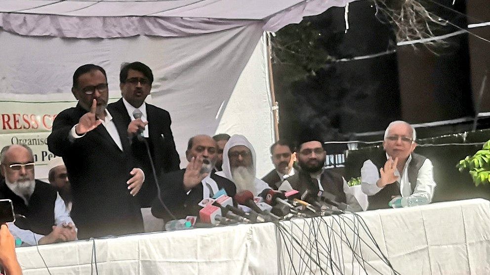 “உச்சநீதிமன்ற தீர்ப்பு திருப்தியளிக்கவில்லை; இது யாருடைய வெற்றி தோல்வியும் அல்ல”: சன்னி வக்ஃப் வாரியம்!