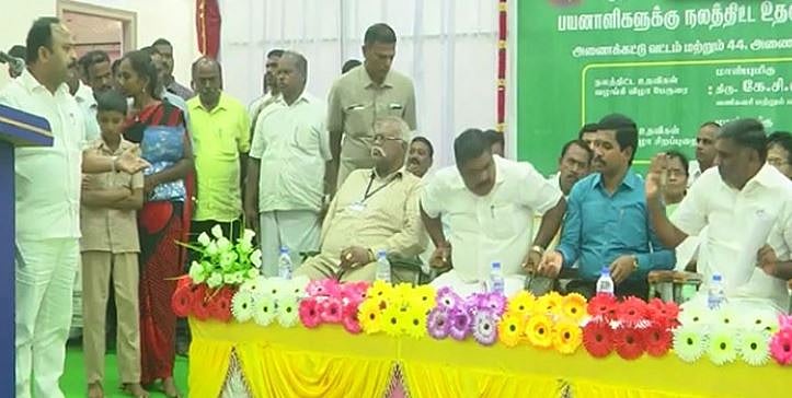  “என் தொகுதி மக்களின் மனுக்களை அ.தி.மு.க அமைச்சர்கள் நிராகரிக்கின்றனர்”- தி.மு.க எம்.எல்.ஏ குற்றச்சாட்டு!