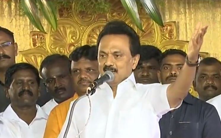 மக்கள் வாழ்வை கெடுக்கும் அமைச்சராக உள்ளார் மக்கள் நல்வாழ்வுத் துறை அமைச்சர் - மு.க.ஸ்டாலின் சாடல்!