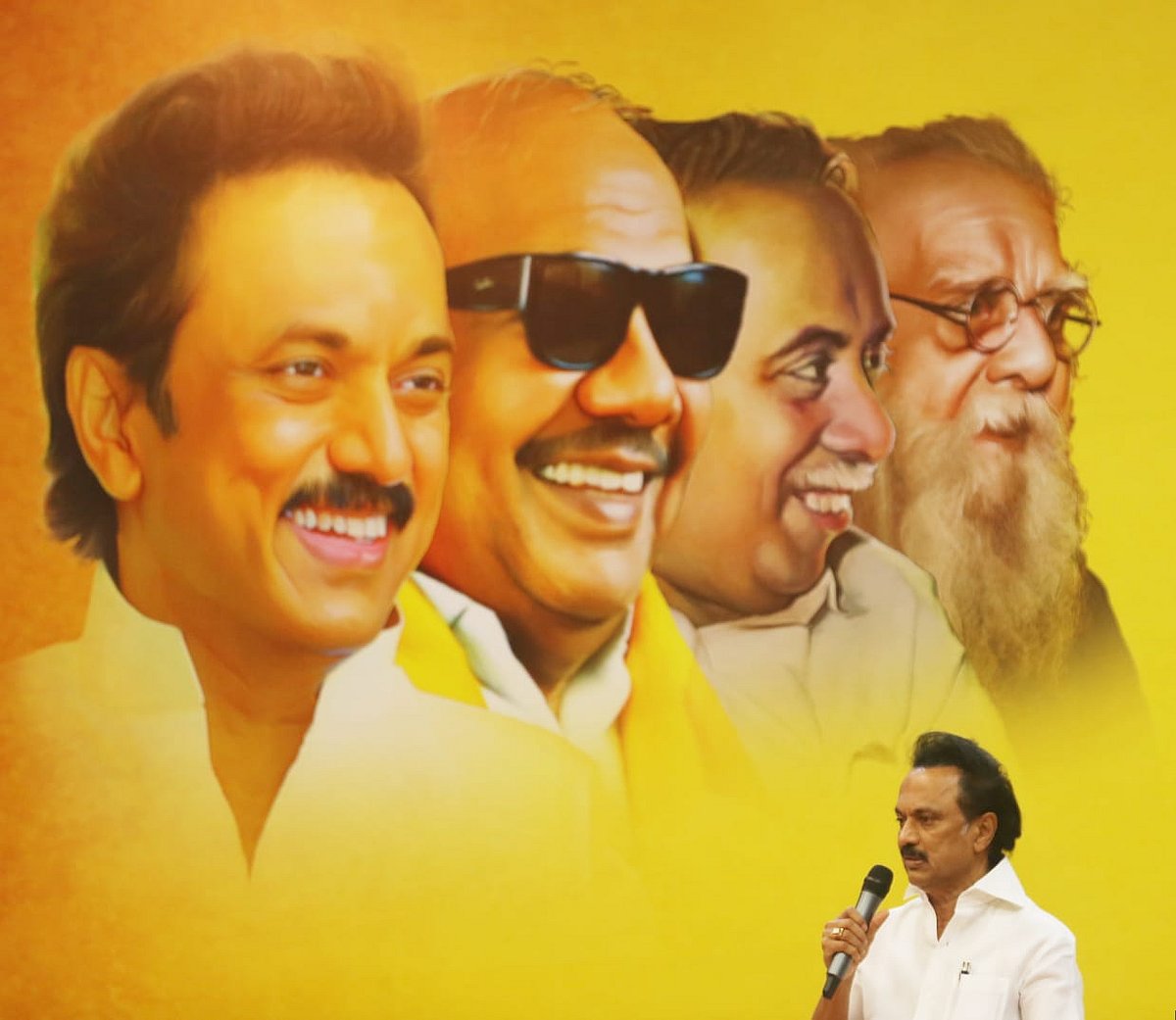 ஒன்றுபட்டு நிற்கும் போது நம்மை வெல்ல எந்த ’கொம்பனாலும் முடியாது’ - உடன் பிறப்புகளுக்கு மு.க.ஸ்டாலின் மடல்