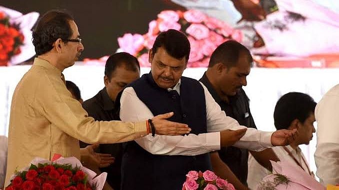 மகாராஷ்டிரா: ஆட்சியமைப்பதில் இருந்து பின்வாங்கிய பாஜக; சிவசேனாவை அழைத்த ஆளுநர்!