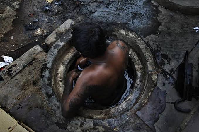 “விஷவாயு தாக்கி மடியும் உயிர்கள்”; துப்புரவு பணியாளர்கள் இறப்பில் தமிழகம் முதலிடம்: - அதிர்ச்சி தகவல்!