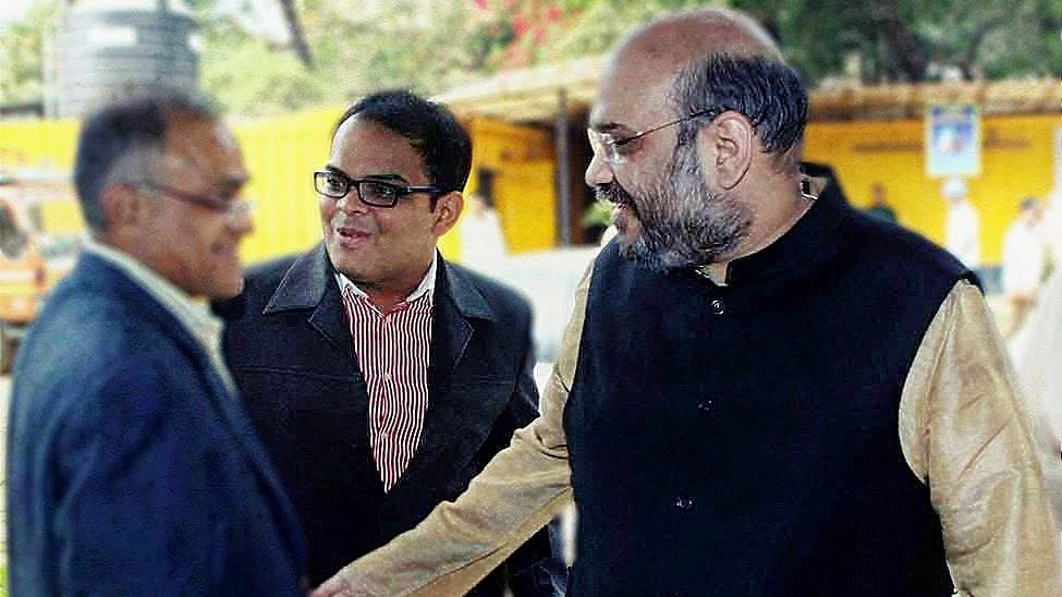 தள்ளாடும் இந்தியப் பொருளாதாரம் : 100 கோடியைத் தாண்டும் அமித்ஷா மகனின் நிறுவனம் - அதிர்ச்சித் தகவல்