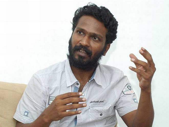 சூரியை வைத்து இயக்கும் படத்துக்கு முன்னால் பிரகாஷ்ராஜை இயக்கவிருக்கும் வெற்றிமாறன்! - பரபரப்பு தகவல்!