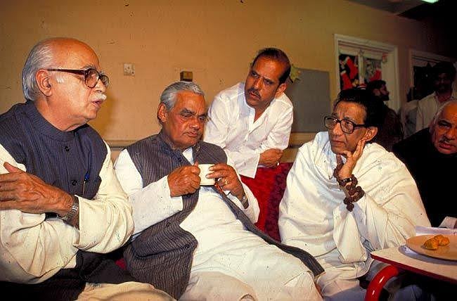 சிவசேனா-பா.ஜ.க ‘இந்துத்துவ’ கூட்டணி முறிவு : அதிகார மோதல் மட்டுமே காரணமா? - பின்னணி என்ன?