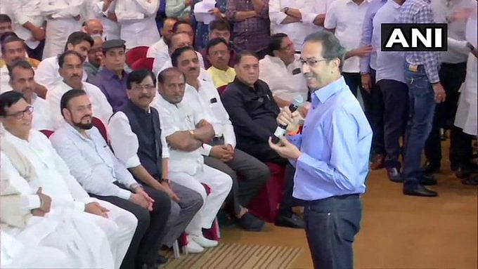 ’பின் வாசல் வழியாக ஆட்சியைப் பிடிக்க இது கோவா இல்லை; மகாராஷ்டிரா’ : பா.ஜ.க.,வை வெறுப்பேற்றும் மராட்டியம்