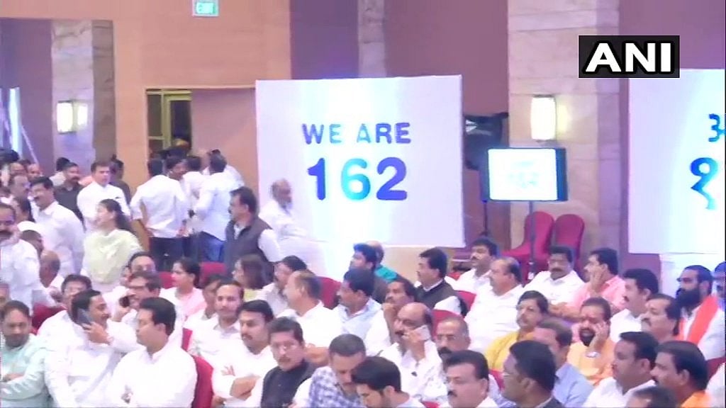 ’பின் வாசல் வழியாக ஆட்சியைப் பிடிக்க இது கோவா இல்லை; மகாராஷ்டிரா’ : பா.ஜ.க.,வை வெறுப்பேற்றும் மராட்டியம்