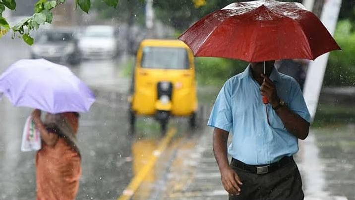 இந்த வாரமே தொடங்குகிறது தென்மேற்கு பருவமழை.. அடுத்த 2 நாட்களுக்கு 9 மாவட்டங்களில் மழைக்கு வாய்ப்பு !