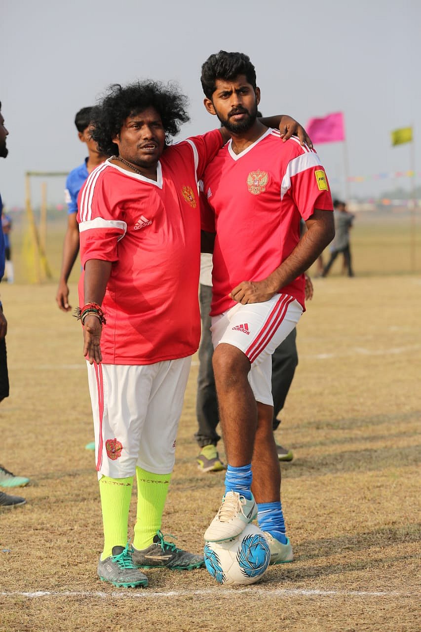 ‘யோகிபாபு கால்பந்து ஆடுவதை காண வேண்டுமா?’ - டிசம்பர் 6ந் தேதிவரை காத்திருங்க!