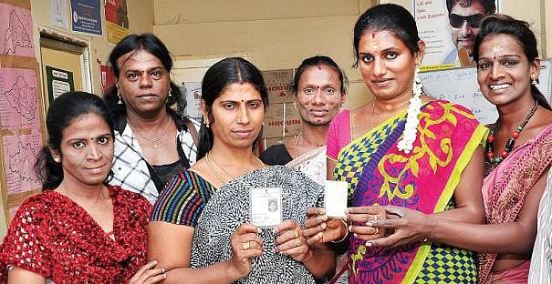 'திருநங்கை' எனும் வார்த்தையை தமிழக அரசு ஆவணங்களில் இருந்து நீக்க முடிவு ? -  காழ்ப்புணர்ச்சி காரணமா ? 