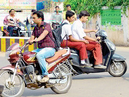 சாலை விபத்துகளில் அதிக உயிரிழப்பு : முதலிடத்தில் உத்தர பிரதேசம் !