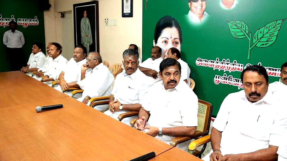 “ராஜேந்திரபாலாஜியை ஒப்படைக்க வேண்டிய முதல் கடமை அ.தி.மு.க தலைமைக்குத்தான் உண்டு” : முரசொலி சாடல்!