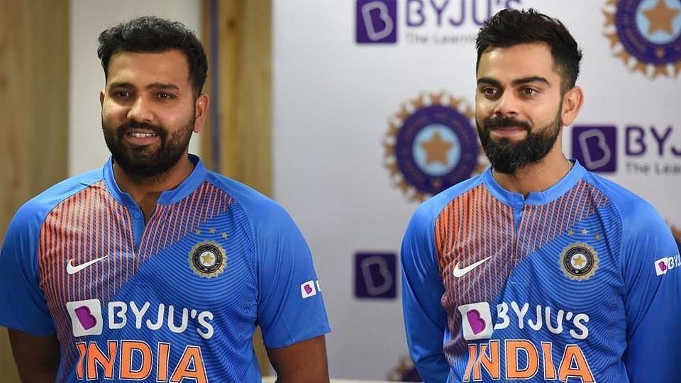 INDVSBAN : கோலி மற்றும் தோனியின் சாதனையை முறியடித்து புதிய சாதனை படைக்கப்பபோகும் ரோஹித் சர்மா!