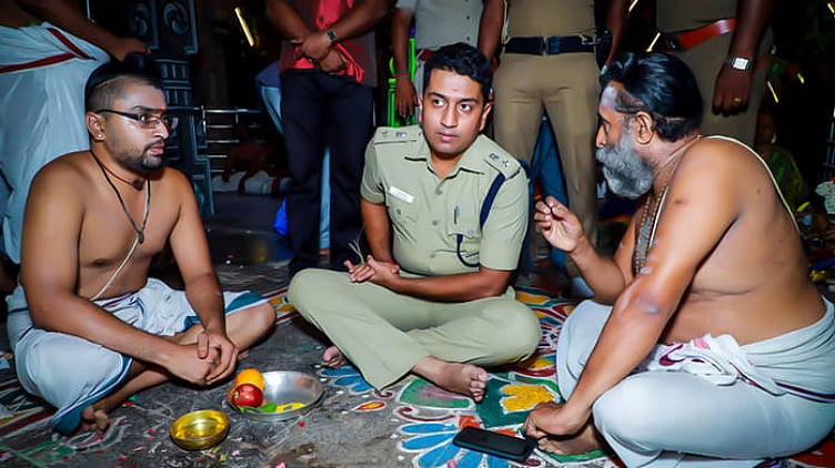 காவல்துறை கண்காணிப்பாளர் அபினவ்