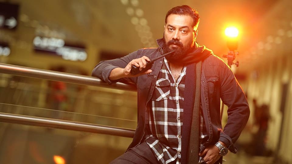 #CAA சட்டத்தை எதிர்த்த அனுராக் : ட்விட்டரில் குறைந்த Followers - பின் வாசல் வழியைக் கையாள்கிறதா பா.ஜ.க ?