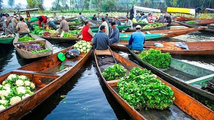 18,000 கோடி நஷ்டம் - 1 லட்சம் பேர் வேலை இழப்பு! : காஷ்மீர் பொருளாதாரத்தை சீர்குலைத்த மோடி அரசு