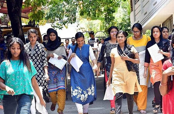 “பி.இ பட்டதாரிகள் TET தேர்வு எழுதி ஆசிரியர் ஆகலாம்” - ஆணை பிறப்பித்த தமிழக அரசு!