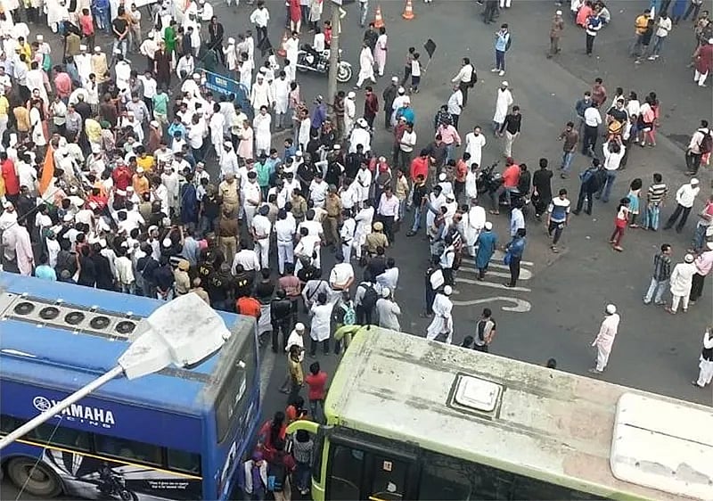 “குல்லா – லுங்கி அணிந்து  வன்முறையில் ஈடுபட்ட பா.ஜ.கவினர்" – மேற்கு வங்கத்தில் சதித்திட்டம் அம்பலம்!