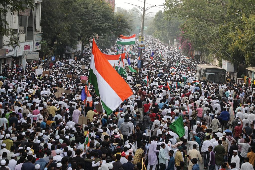 LIVE #CAA : குடியுரிமை சட்ட திருத்தத்தை கண்டித்து இஸ்லாமிய அமைப்புகள் சென்னையில் பேரணி!