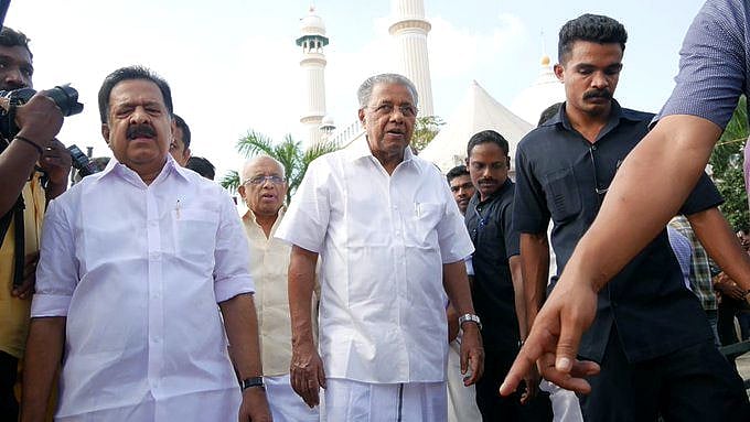 “இது பா.ஜ.க-வின் சாவர்க்கர் கொள்கை”: சத்தியாகிரகப் போராட்டத்திற்கு ஒன்றிணைந்த கம்யூனிஸ்ட் - காங்கிரஸ்! 