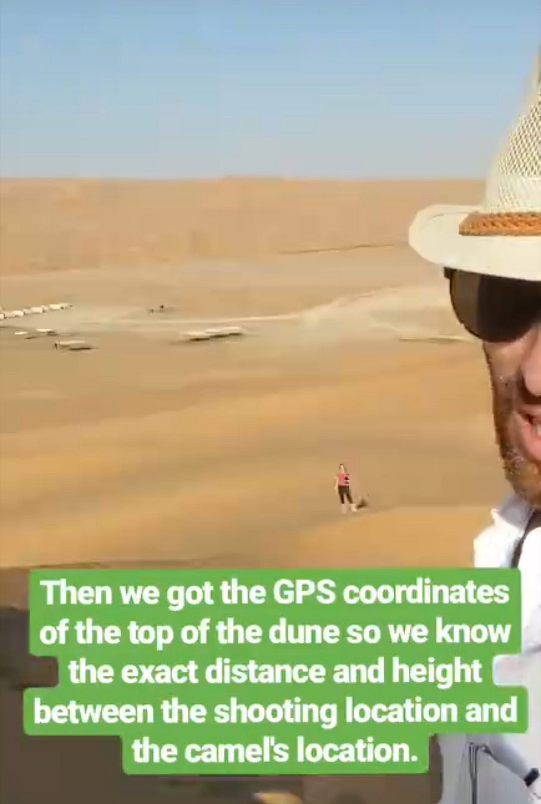 மணல் திட்டின் மேல் இருந்து ஜி.பி.எஸ் மூலம் தூரத்தை கணிக்கும் குழுவினர்