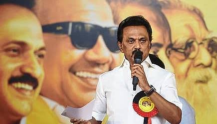 ’ஜெயலலிதாவின் சவப்பெட்டி கொண்டு வாக்குப்பிச்சை கேட்டது அலங்கோலம் இல்லையா?’ - மு.க ஸ்டாலின் கேள்வி