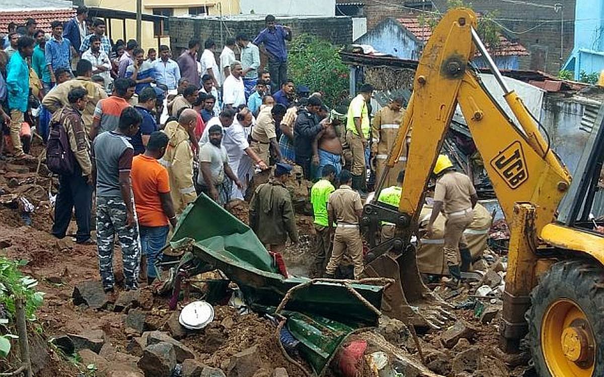 “துயரத்தில் கிடப்போரின் கண்ணீரைத் துடைத்து தகுந்த நிவாரணம் வழங்கிட வேண்டும்” - வைகோ வலியுறுத்தல்!
