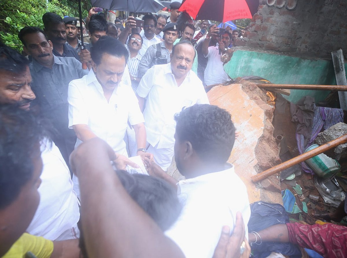 “மழையால் பாதிப்பு : போர்க்கால அடிப்படையில் பணிகளை மேற்கொள்ளவேண்டும்” - மு.க.ஸ்டாலின் வலியுறுத்தல்!