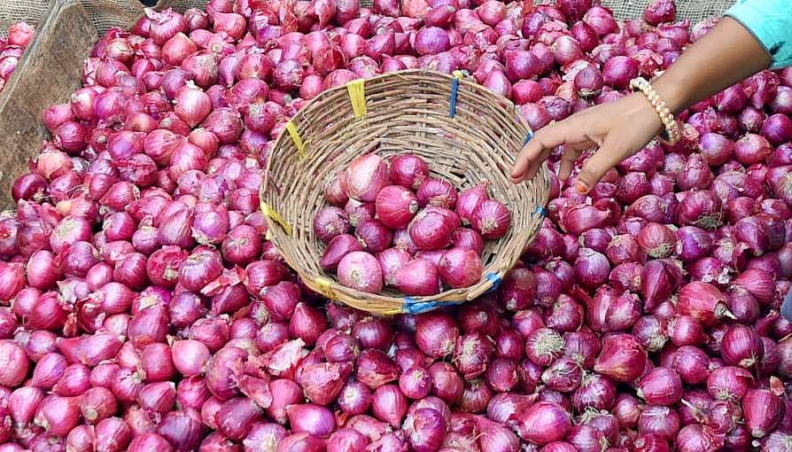 ச்சீ.. ச்சீ.. இந்த வெங்காயம் சரியில்லை : எகிப்து வெங்காயத்தை தவிர்க்கும் மக்கள்.. கலக்கத்தில் வியாபாரிகள்