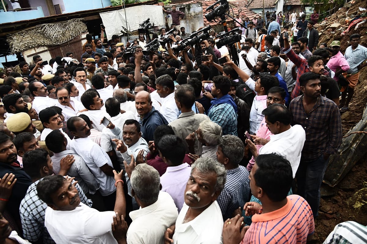 “அரசு நிர்வாகத்தின் அலட்சியமே 17 பேர் உயிரிழப்புக்குக் காரணம்” - மு.க.ஸ்டாலின் குற்றச்சாட்டு!