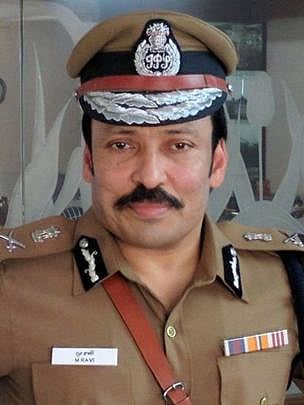 ஆபாசப்படம் பார்த்தால் கைது நடவடிக்கையா? - உண்மை என்ன?