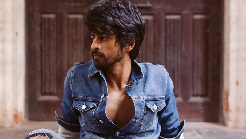 “இது நடக்கும்னு நினைக்கவே இல்ல” - 'விஜய் 64'ல் இணைந்தது குறித்து நெகிழ்ச்சிக் கடிதம் எழுதிய கைதி பிரபலம்!