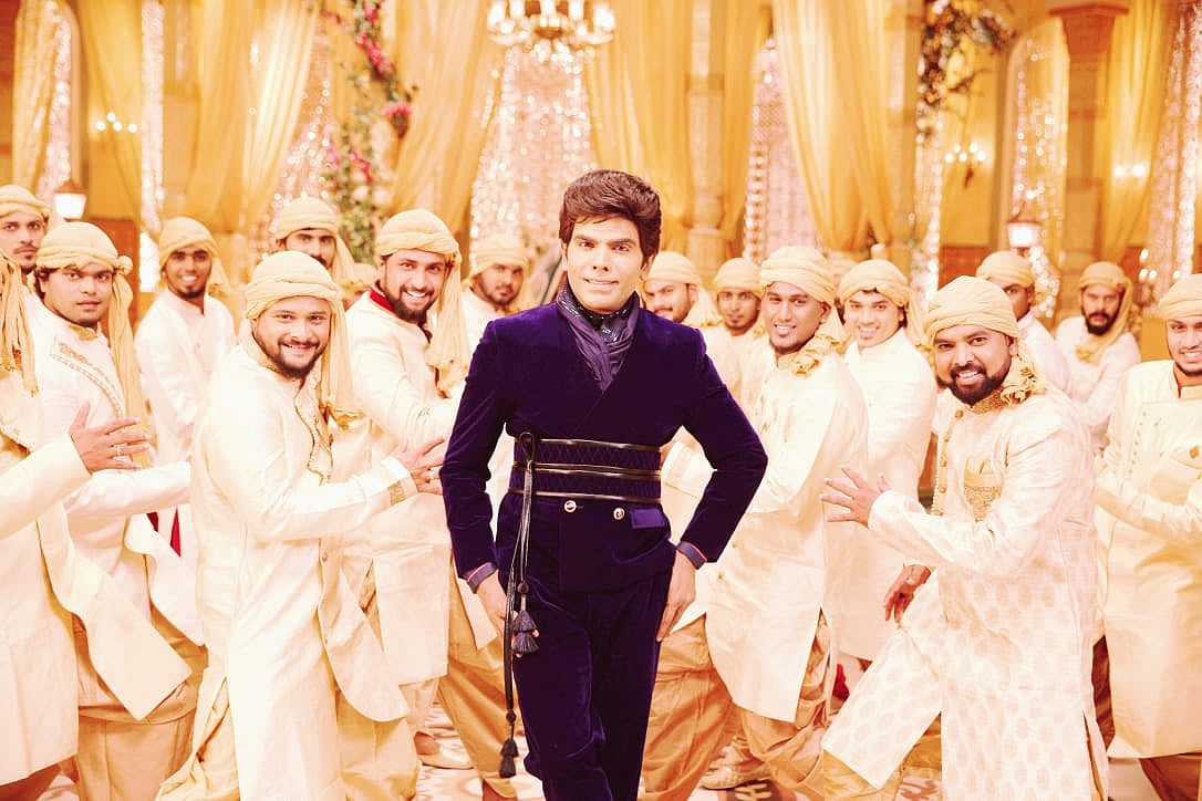 Legend சரவணன் நடிக்கும் புதிய படத்தின் பாடல் காட்சி ஷூட்டிங்!